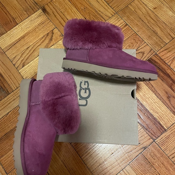 Authentic UGG classic mini fluff - Picture 8 of 10